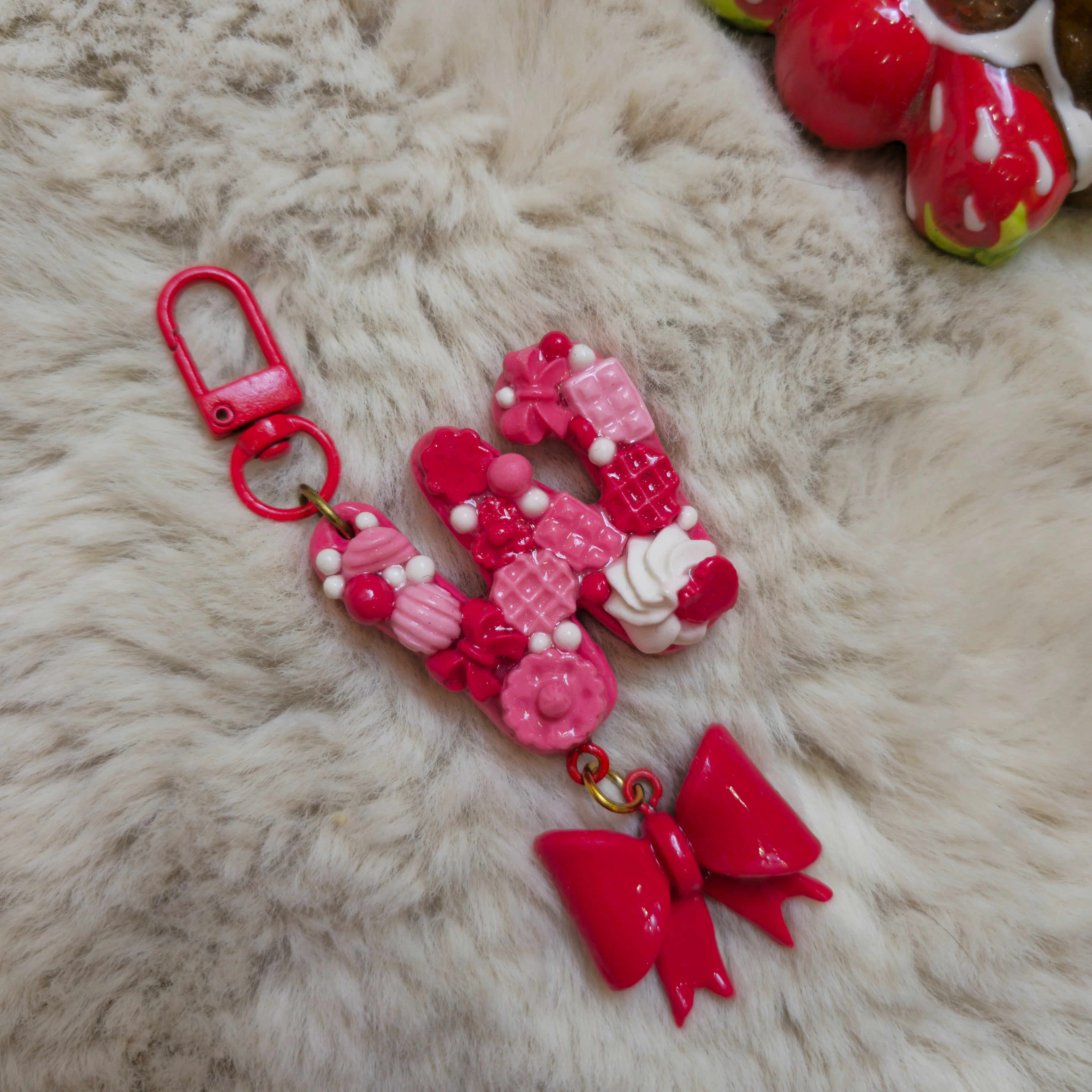 Initial Bow keychains